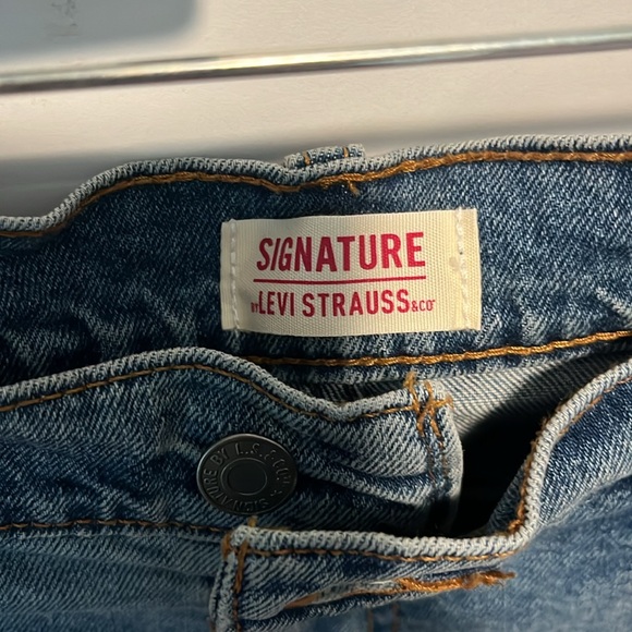 Signature jorts - Picture 2 of 3